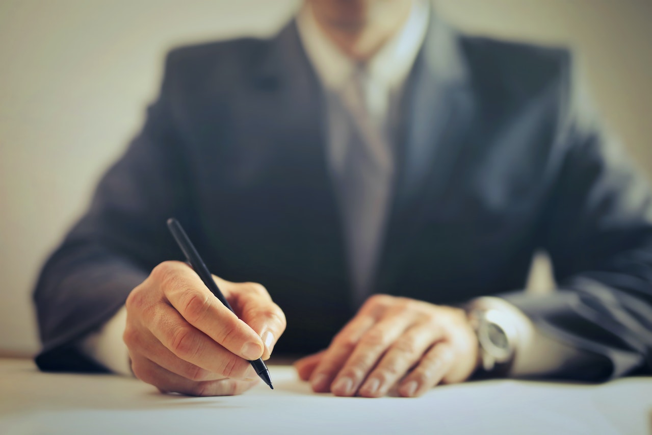 Understanding the Role of a Lawyer in Creating Your Estate Plan