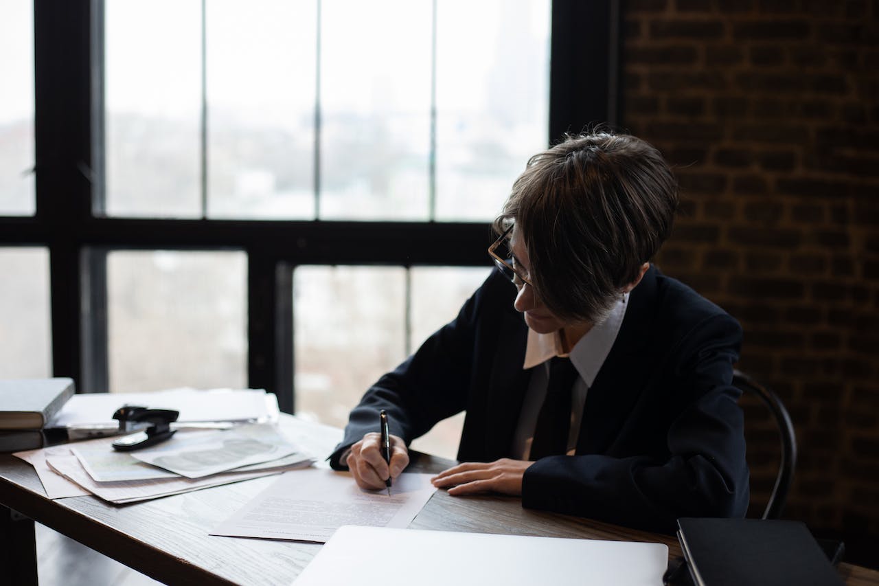 The Step-By-Step Process of Selecting the Ideal Lawyer for Your Legal Needs