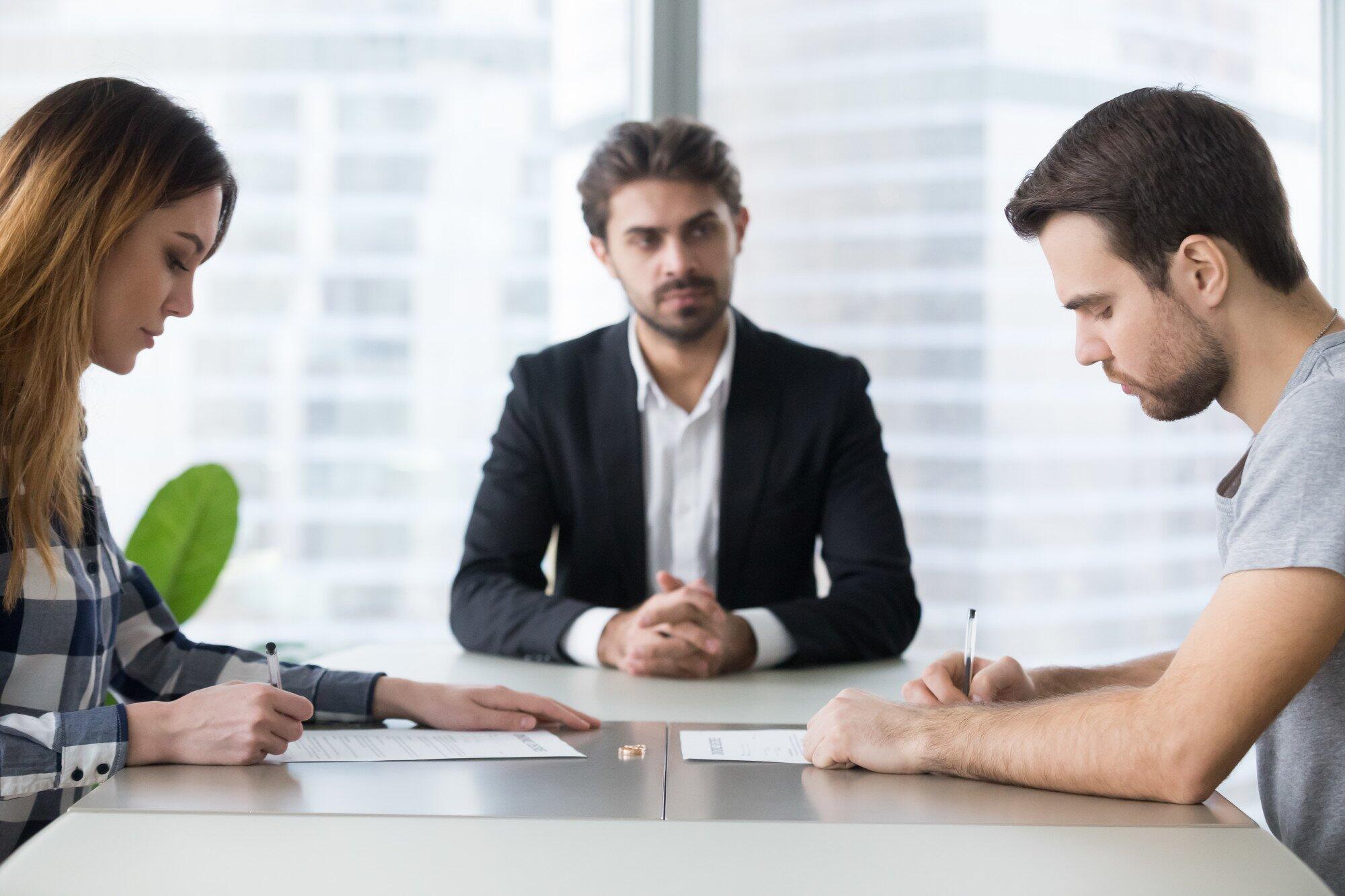 Understand the financial impacts of collaborative divorce vs mediation. Explore cost-saving strategies and financial considerations for both options.